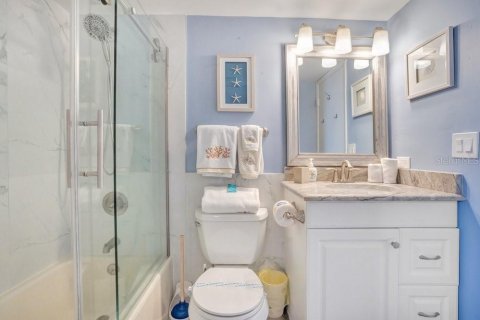 Condo in Daytona Beach Shores, Florida, 2 bedrooms № 2354556 - photo 29