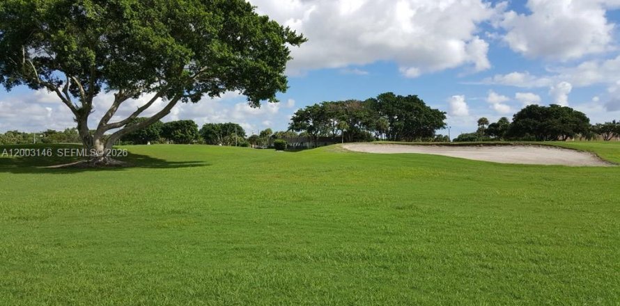 Condo in Delray Beach, Florida, 1 bedroom  № 2068819