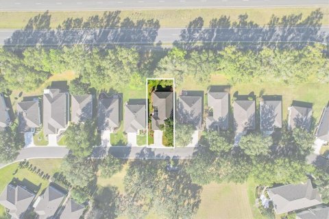 House in Crystal River, Florida 2 bedrooms, 132.85 sq.m. № 2100077 - photo 7