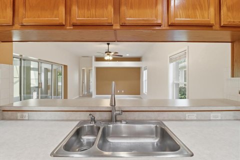 House in Crystal River, Florida 2 bedrooms, 132.85 sq.m. № 2100077 - photo 27