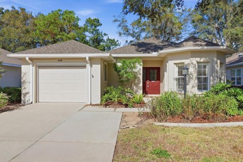 House in Crystal River, Florida 2 bedrooms, 132.85 sq.m. № 2100077