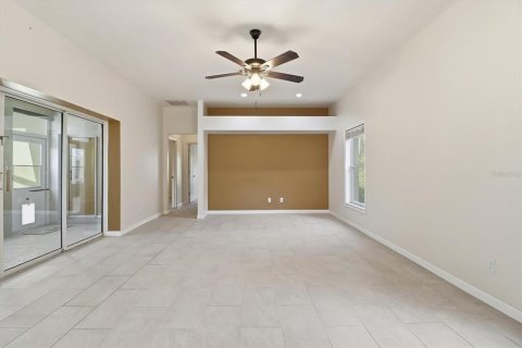House in Crystal River, Florida 2 bedrooms, 132.85 sq.m. № 2100077 - photo 13