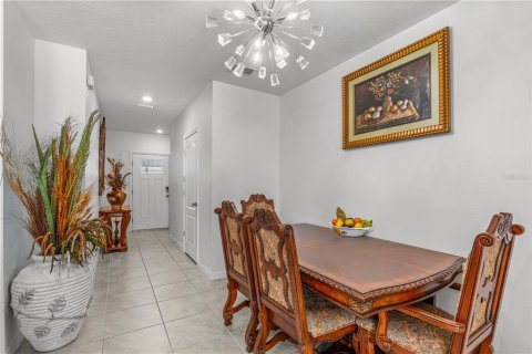 Townhouse in Port Orange, Florida 3 bedrooms, 150.87 sq.m. № 2107572 - photo 7