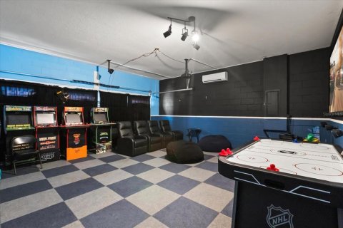 Casa en venta en Kissimmee, Florida, 6 dormitorios, 287.9 m2 № 1914499 - foto 28