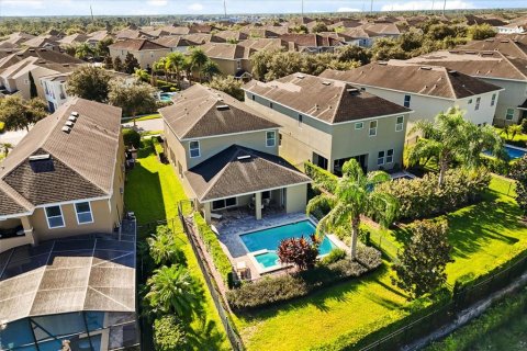 Casa en venta en Kissimmee, Florida, 6 dormitorios, 287.9 m2 № 1914499 - foto 5