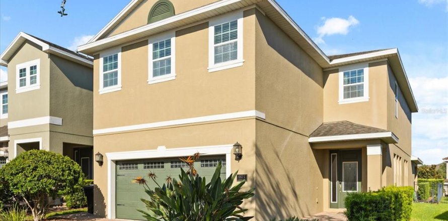 Casa en Kissimmee, Florida 6 dormitorios, 287.9 m2 № 1914499