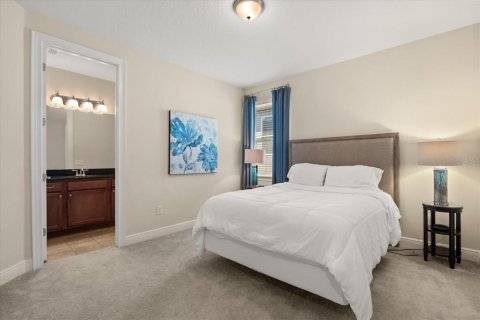 Casa en venta en Kissimmee, Florida, 6 dormitorios, 287.9 m2 № 1914499 - foto 21