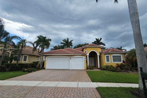 Casa en venta en Miramar, Florida, 5 dormitorios, 260.5 m2 № 1874743 - foto 1