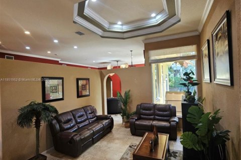 Casa en venta en Miramar, Florida, 5 dormitorios, 260.5 m2 № 1874743 - foto 23