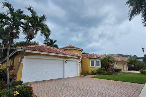 Casa en venta en Miramar, Florida, 5 dormitorios, 260.5 m2 № 1874743 - foto 2