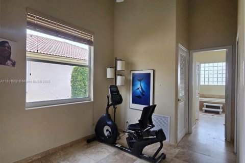 Casa en venta en Miramar, Florida, 5 dormitorios, 260.5 m2 № 1874743 - foto 20