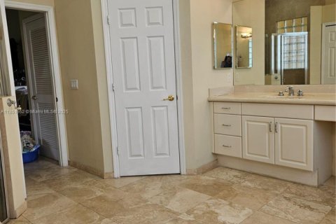 Casa en venta en Miramar, Florida, 5 dormitorios, 260.5 m2 № 1874743 - foto 17