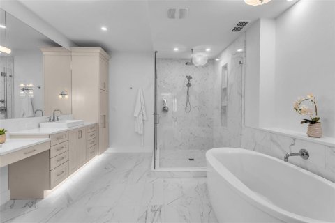 Condominio en venta en Tierra Verde, Florida, 4 dormitorios, 290.41 m2 № 1894788 - foto 30