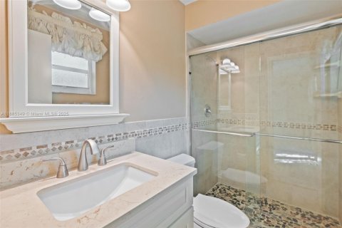 House in Southwest Ranches, Florida 4 bedrooms, 146.32 sq.m. № 1932920 - photo 11