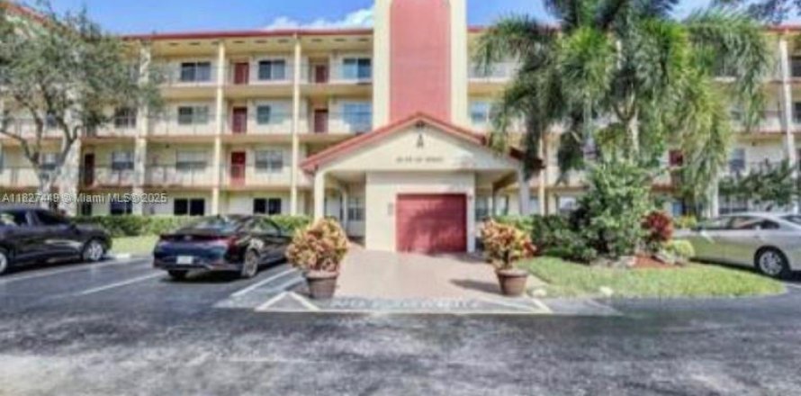 Condo à Pembroke Pines, Floride, 2 chambres  № 1977182