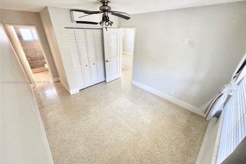 Condominio en venta en Fort Lauderdale, Florida, 1 dormitorio, 53.88 m2 № 1749764 - foto 7