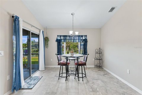 Casa en venta en Port Charlotte, Florida, 3 dormitorios, 153.29 m2 № 2360933 - foto 11