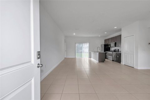 Casa en venta en Ocala, Florida, 4 dormitorios, 146.6 m2 № 2145192 - foto 2