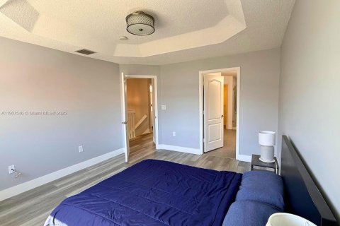 Touwnhouse à louer à Doral, Floride: 4 chambres, 176.89 m2 № 1967682 - photo 4