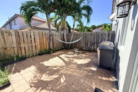 Touwnhouse à louer à Doral, Floride: 4 chambres, 176.89 m2 № 1967682 - photo 7