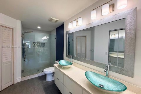 Touwnhouse à louer à Doral, Floride: 4 chambres, 176.89 m2 № 1967682 - photo 5