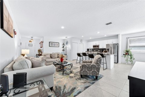 Casa en venta en Palm Bay, Florida, 4 dormitorios, 175.86 m2 № 2197383 - foto 10