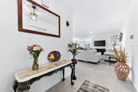 Casa en venta en Palm Bay, Florida, 4 dormitorios, 175.86 m2 № 2197383 - foto 5