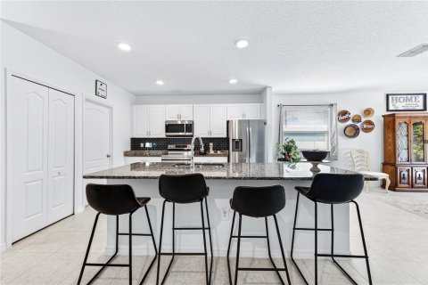 Casa en venta en Palm Bay, Florida, 4 dormitorios, 175.86 m2 № 2197383 - foto 11