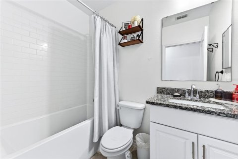 Casa en venta en Palm Bay, Florida, 4 dormitorios, 175.86 m2 № 2197383 - foto 27