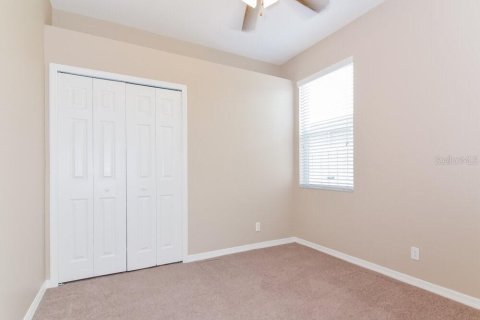 Casa en alquiler en Brandon, Florida, 4 dormitorios, 178.47 m2 № 1905129 - foto 13