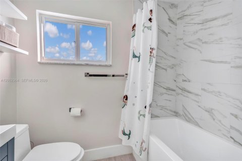 Casa en venta en Tamarac, Florida, 3 dormitorios, 111.85 m2 № 2072575 - foto 16