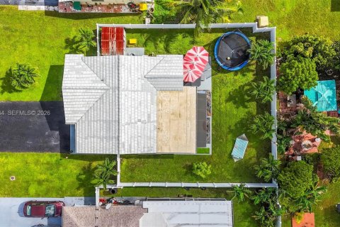 Casa en venta en Tamarac, Florida, 3 dormitorios, 111.85 m2 № 2072575 - foto 22