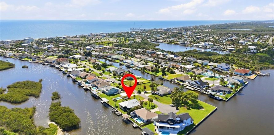 House in Flagler Beach, Florida 2 bedrooms, 175.77 sq.m. № 2302293
