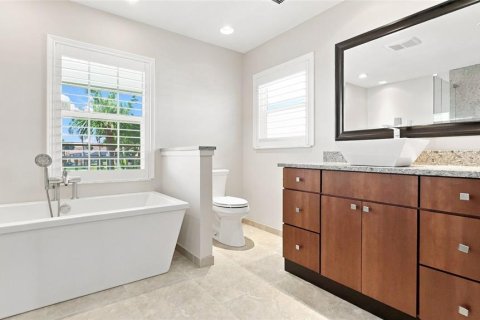 House in Flagler Beach, Florida 2 bedrooms, 175.77 sq.m. № 2302293 - photo 23