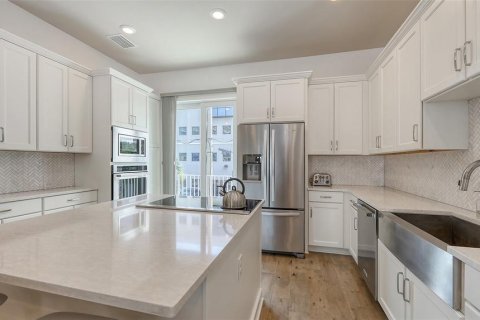 Townhouse in Sarasota, Florida 3 bedrooms, 227.7 sq.m. № 1835191 - photo 5