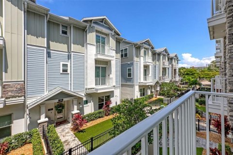 Townhouse in Sarasota, Florida 3 bedrooms, 227.7 sq.m. № 1835191 - photo 13
