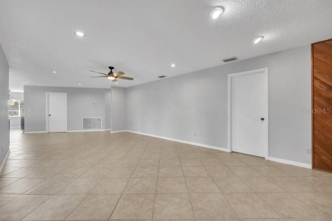 Villa ou maison à vendre à Plant City, Floride: 3 chambres, 191.94 m2 № 2427203 - photo 16