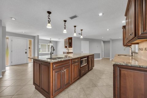 Villa ou maison à vendre à Plant City, Floride: 3 chambres, 191.94 m2 № 2427203 - photo 10