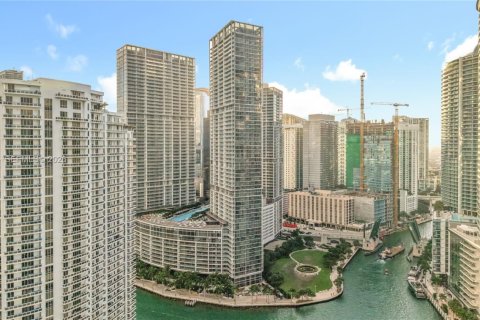 Condominio en alquiler en Miami, Florida, 2 dormitorios, 108.51 m2 № 2055073 - foto 30