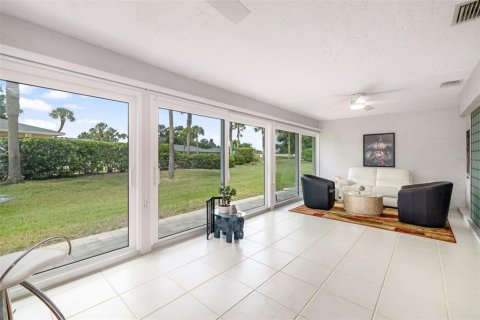 Condo in Sarasota, Florida, 2 bedrooms  № 1625166 - photo 28