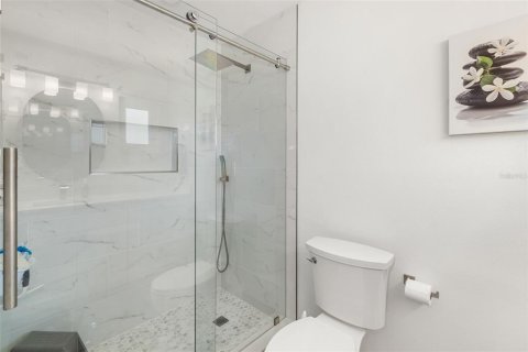 Condo in Sarasota, Florida, 2 bedrooms  № 1625166 - photo 22