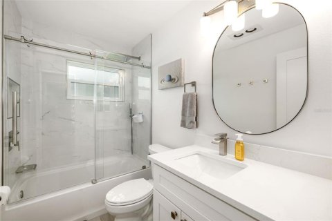 Condo in Sarasota, Florida, 2 bedrooms  № 1625166 - photo 20