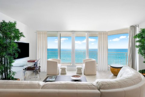 Condominio en South Palm Beach, Florida, 2 dormitorios № 2187749