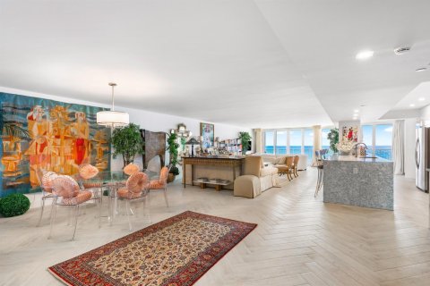 Condo in South Palm Beach, Florida, 2 bedrooms  № 2187749 - photo 6