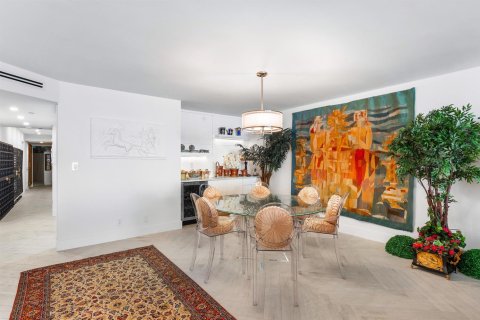 Condo in South Palm Beach, Florida, 2 bedrooms  № 2187749 - photo 15