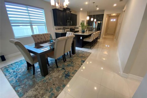 Casa en venta en Ocoee, Florida, 4 dormitorios, 188.59 m2 № 1918082 - foto 5