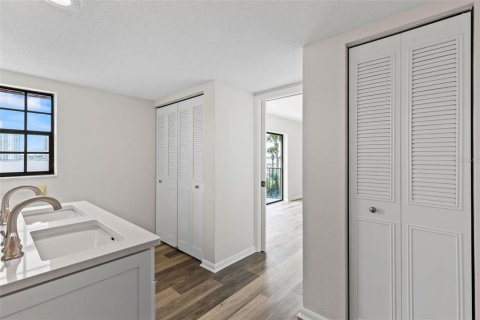 Купить кондоминиум в Дейтона-Бич, Флорида 8 комнат, 183.95м2, № 1907220 - фото 25
