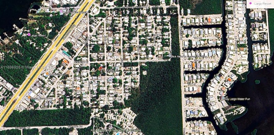 Land in Key Largo, Florida № 1864694