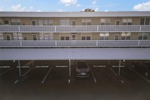 Copropriété à vendre à Saint Petersburg, Floride: 2 chambres, 96.15 m2 № 1850218 - photo 26