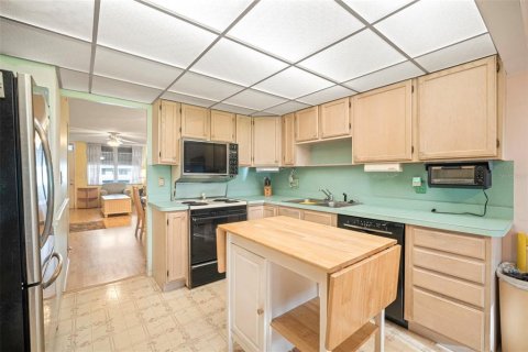 Copropriété à vendre à Saint Petersburg, Floride: 2 chambres, 96.15 m2 № 1850218 - photo 9